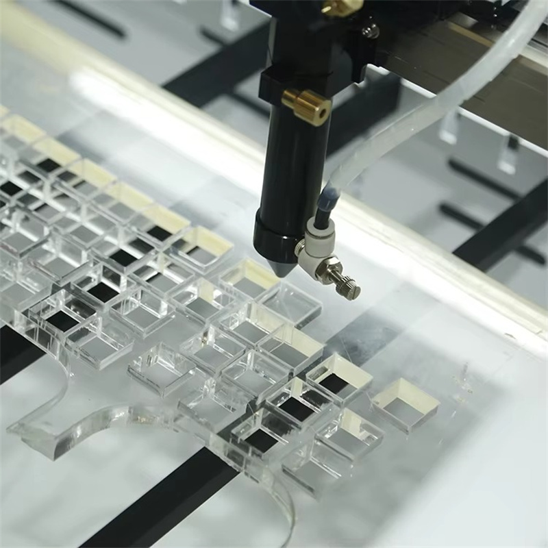 Machine de découpe laser CO2 C - Industrial Laser Fabric Cutting Machine avis et prix
