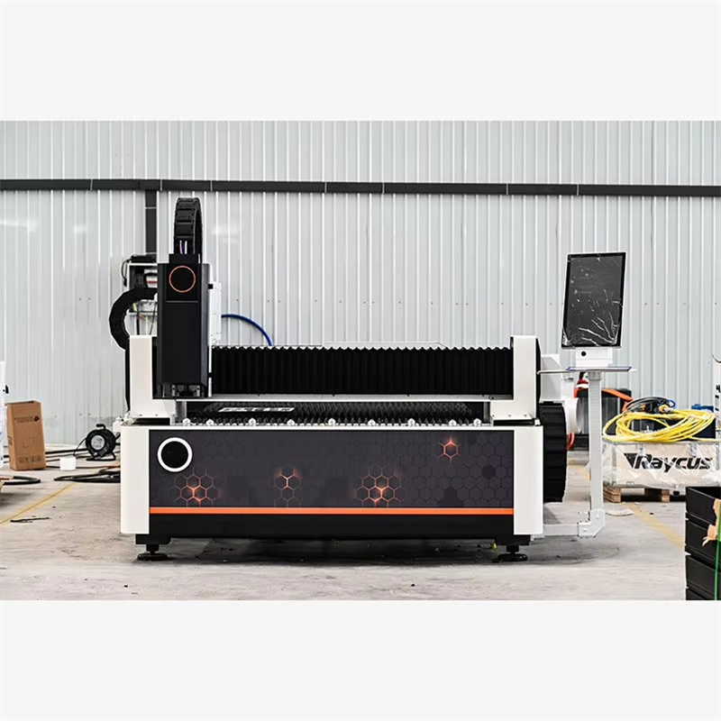 Machine de découpe laser fibre - Quality Industrial Laser Cutting avis et prix